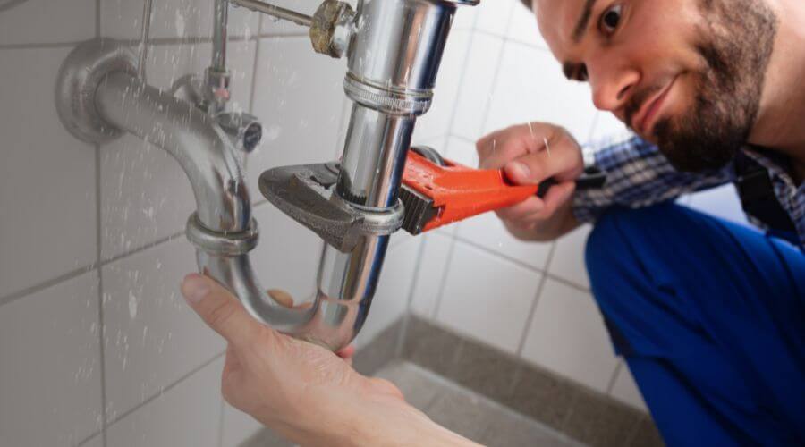 Professional expert plumbing services in Benton, IA
